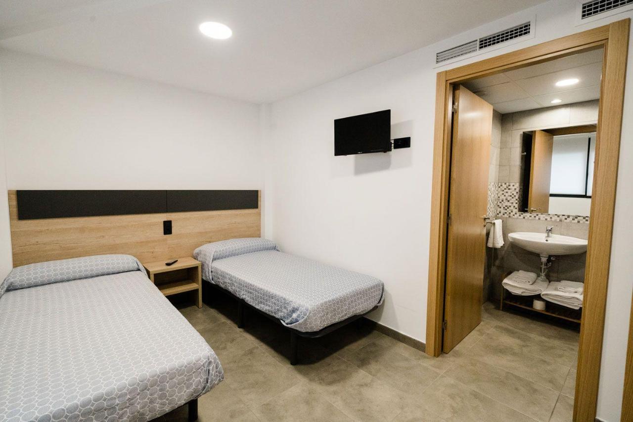 Pension La Buena Vida Каспе Экстерьер фото